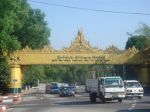 Burma_Teil1_YANGON-MRAUNK_U_-_Tachikek-Kyang_Tong-42